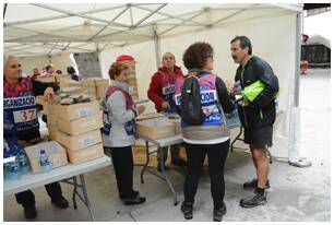 Foto 86 de la avituallamiento y mirador - Galería de la Subida a Artxanda 2019
